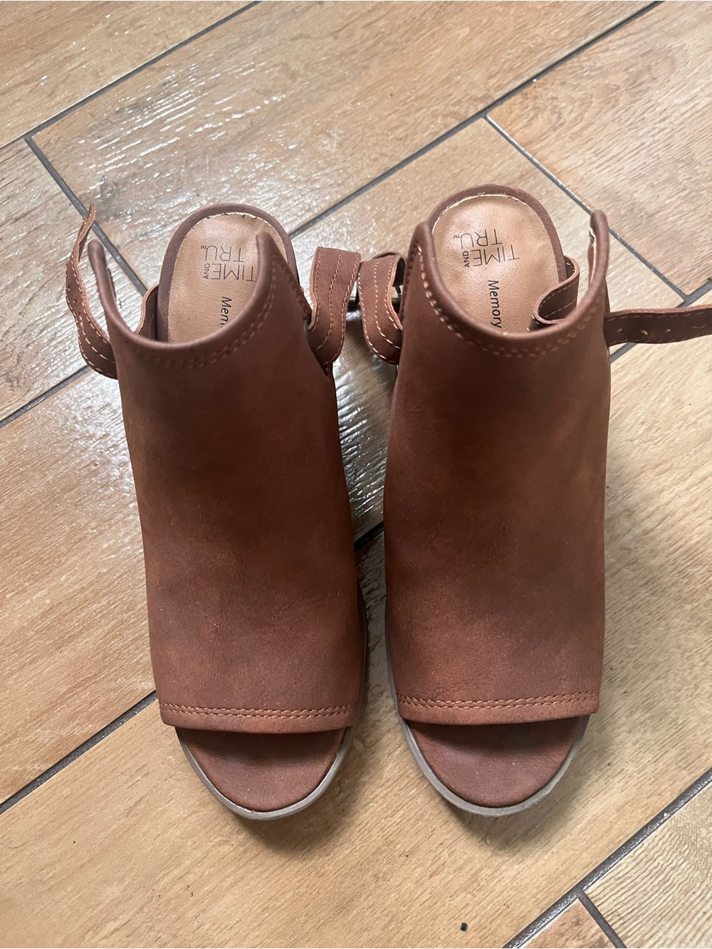 Time and Tru Women's Woven Wedge Heel Sandals - Size 6 Like New!